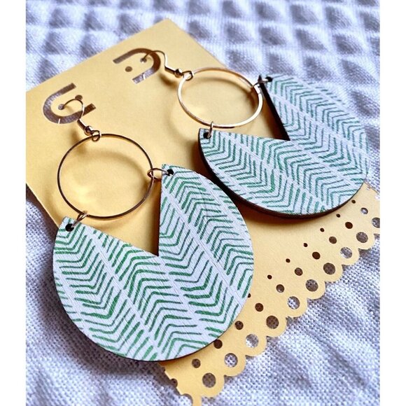 New Green & White Geometric Circle Wooden Boho Statement Dangle Earrings - 3" - Picture 3 of 4